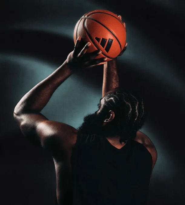 阿迪达斯官方：恭喜哈登上升至历史得分榜第九位