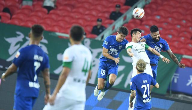 星空体育官网-赛季第1分！卫冕冠军面前浙江变阵止住开局4连败